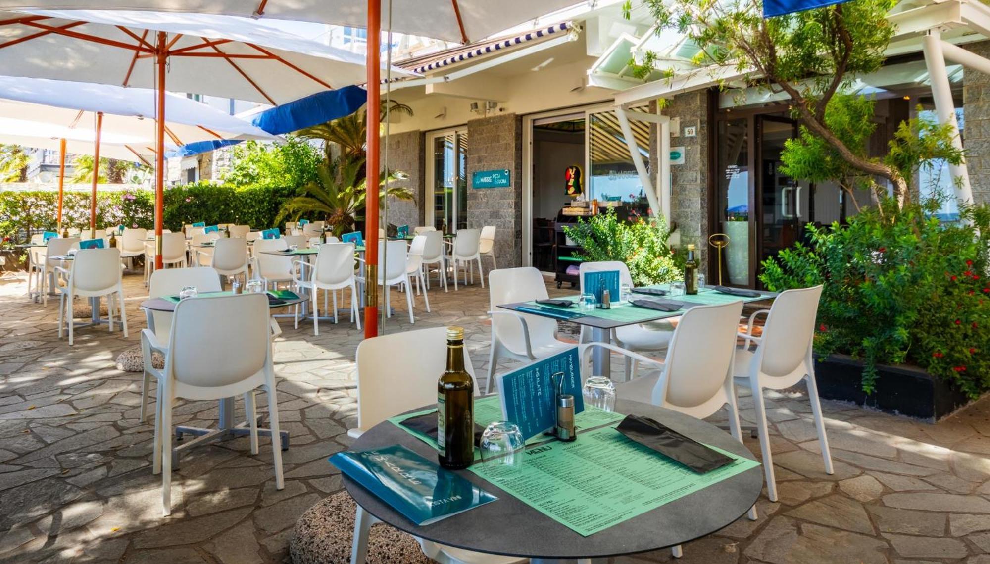 Piccolo Hotel Le Palme San Bartolomeo Al Mare Exterior photo